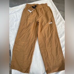 NWT The North Face Nylon Easy Pant